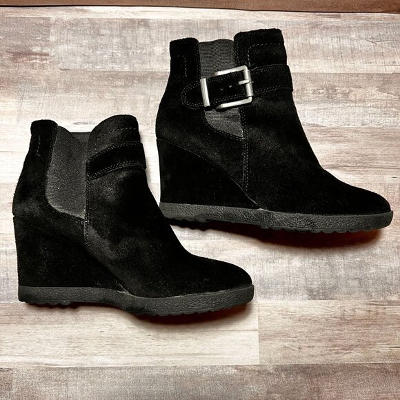 Vince Camuto Womens Black Suede Wedge Heel Ankle Booties Size 7M/37 Buckle - Picture 5 of 13